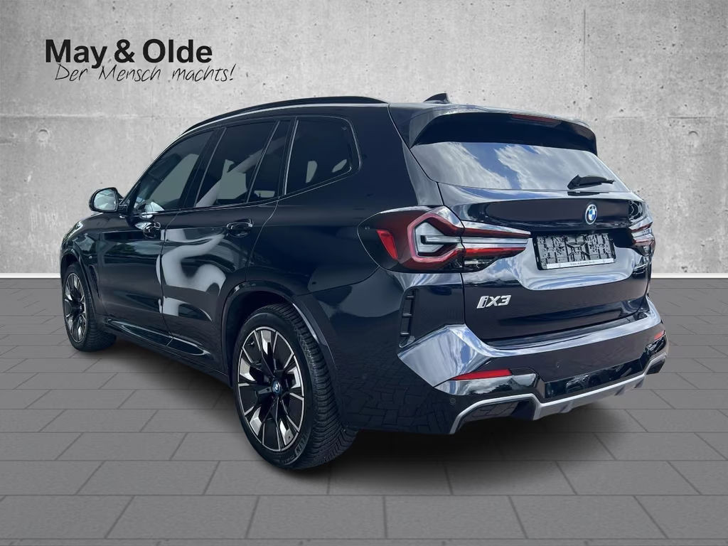 BMW iX3
