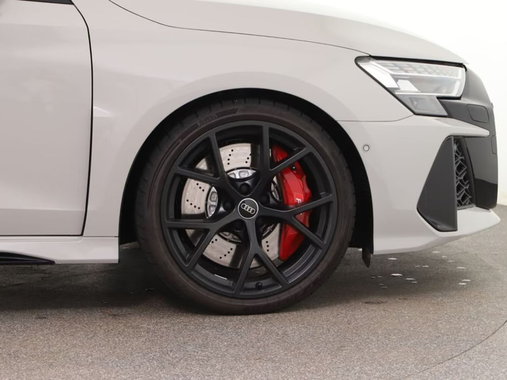 Audi RS3 Sedan