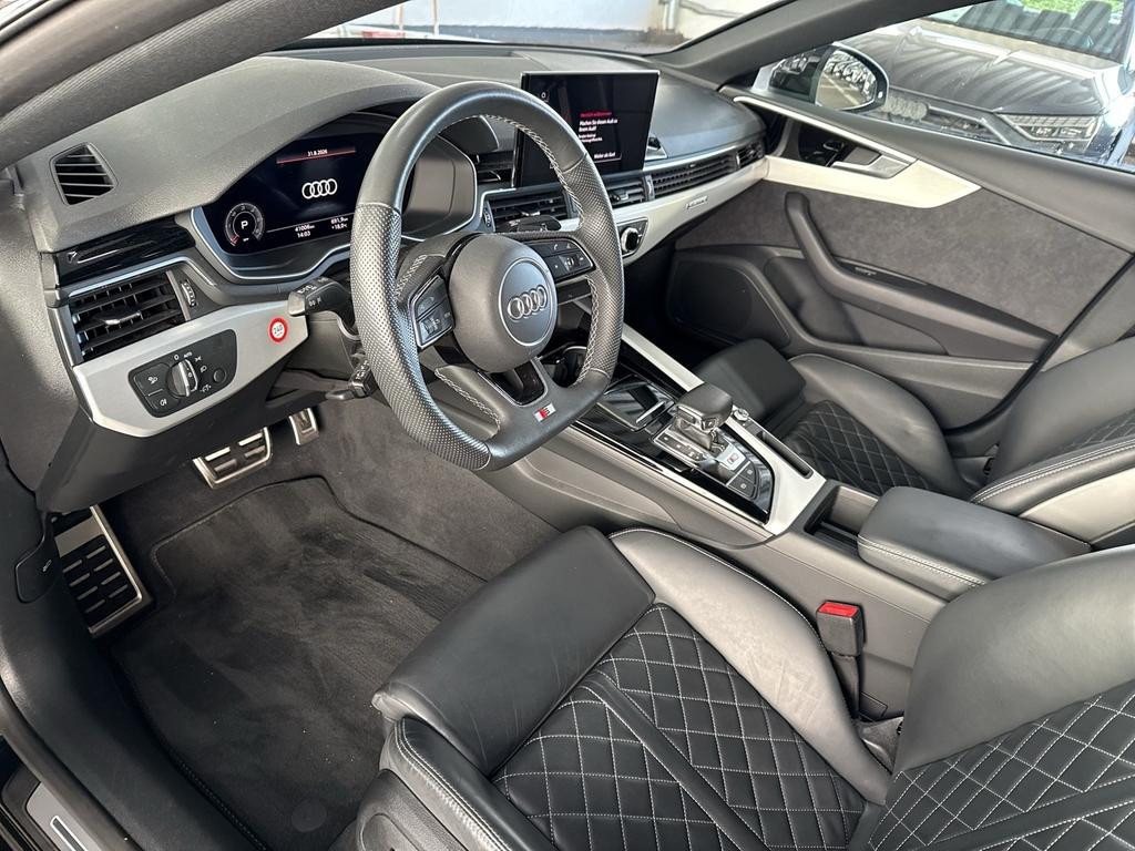 Audi S5