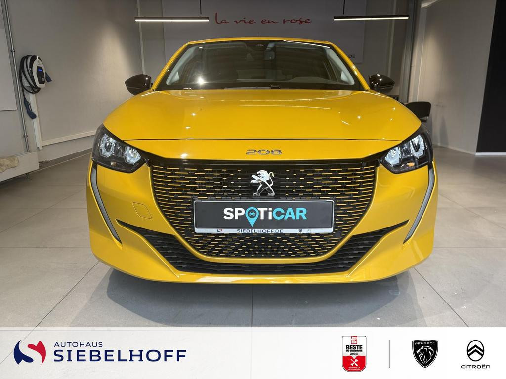 Peugeot e-208