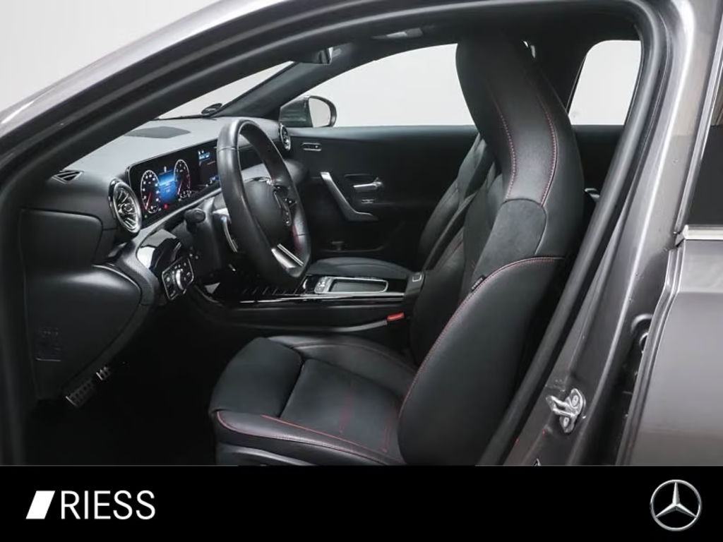 Mercedes-Benz A-Klasse A 220 A 220 d