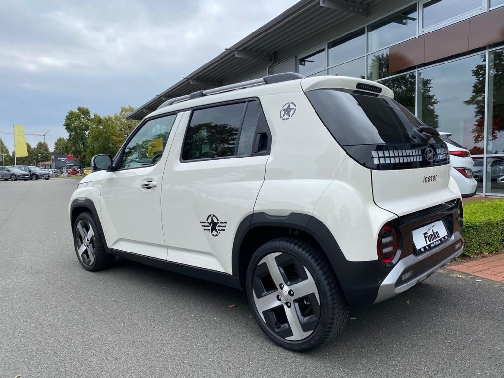 Hyundai INSTER