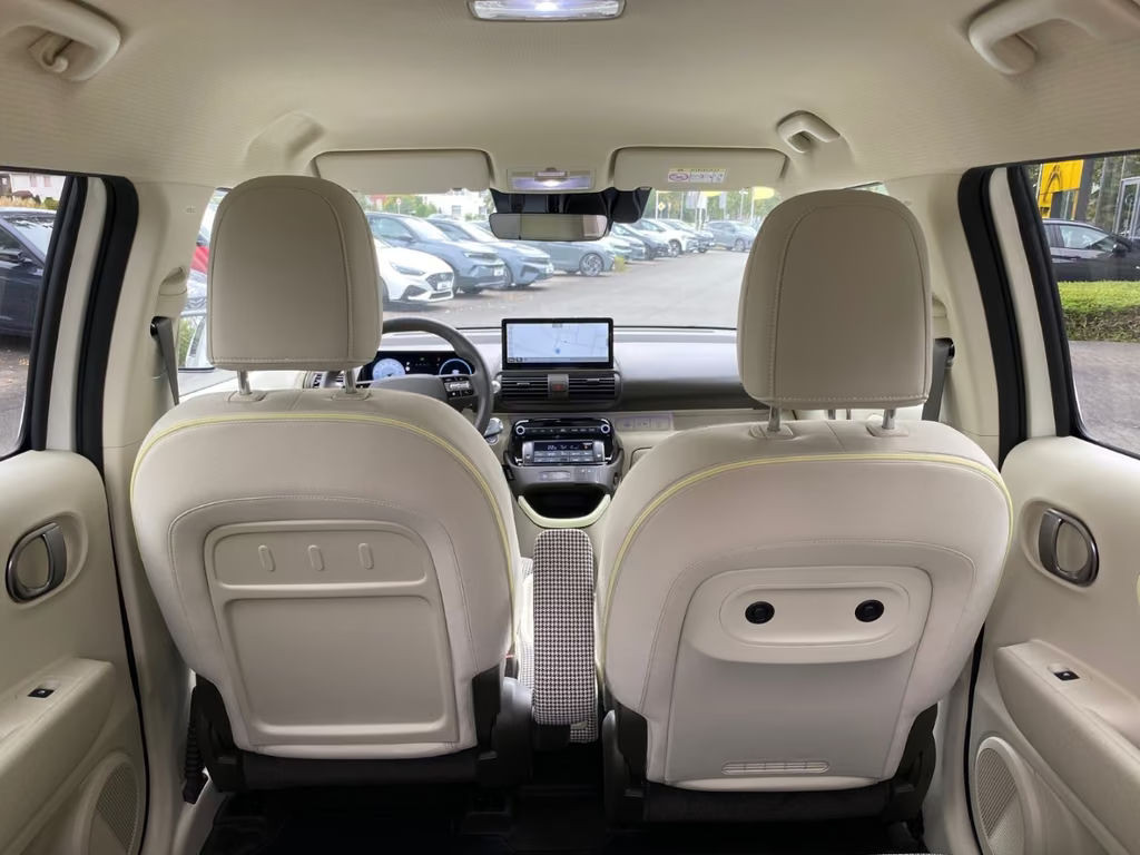Hyundai INSTER