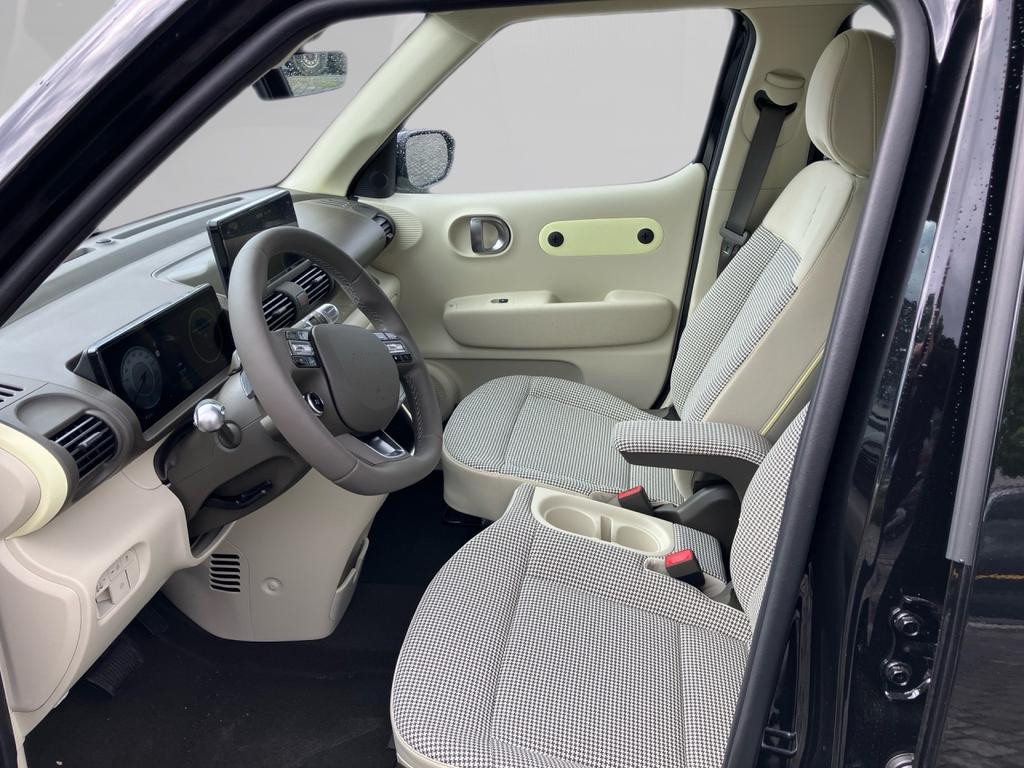 Hyundai INSTER