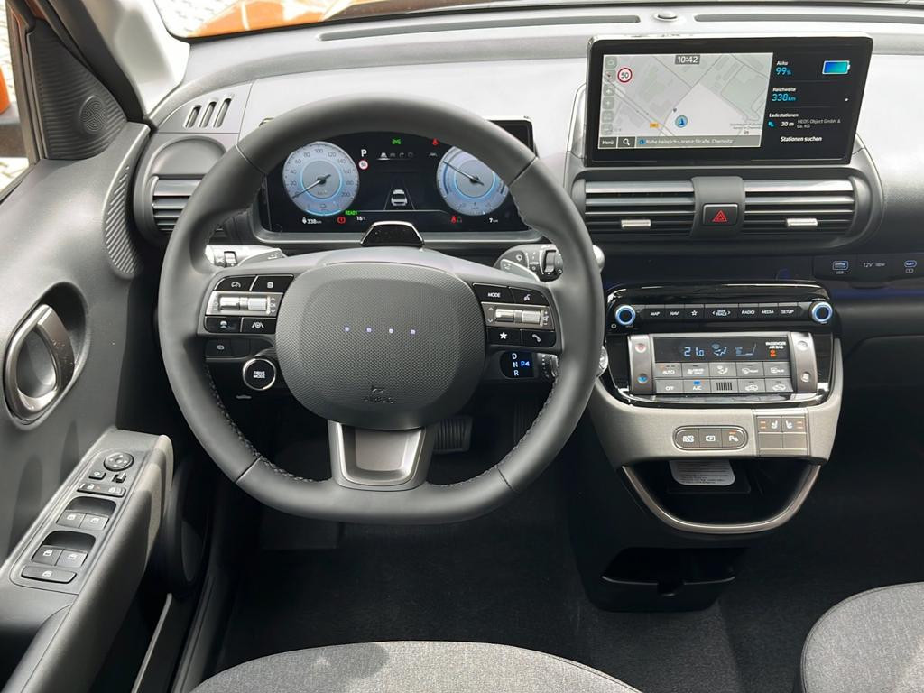Hyundai INSTER
