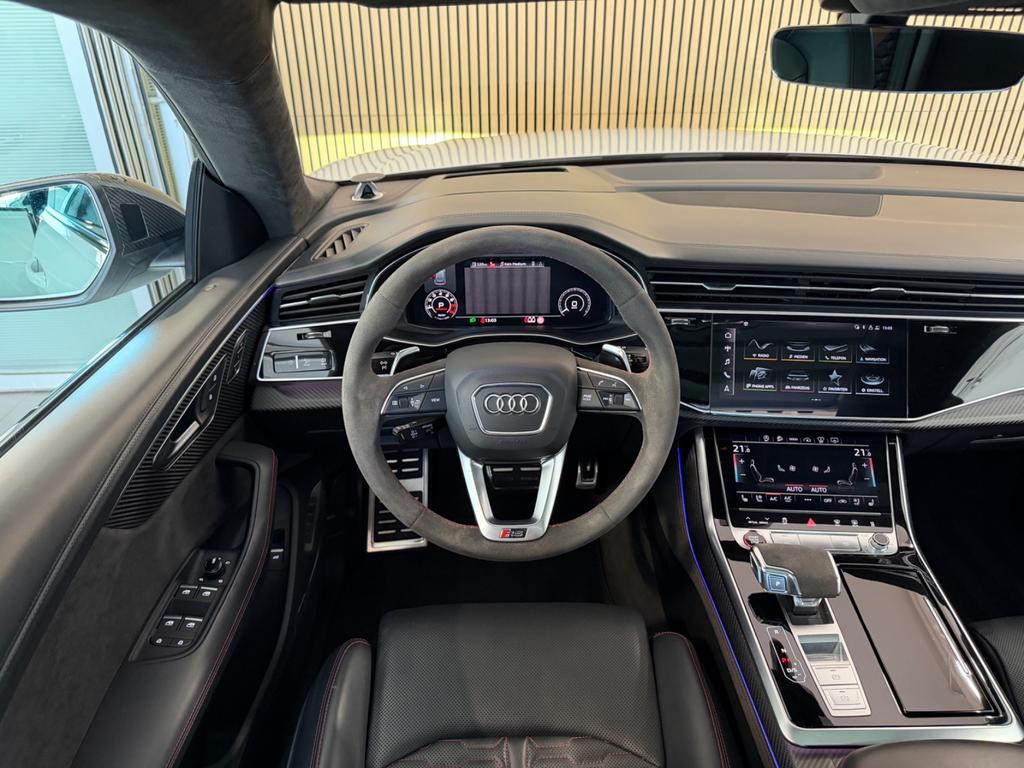 Audi RS Q8