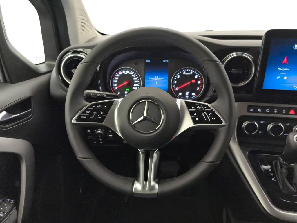 Mercedes-Benz T 180