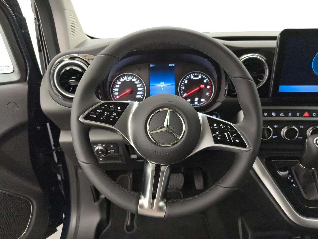 Mercedes-Benz T 180