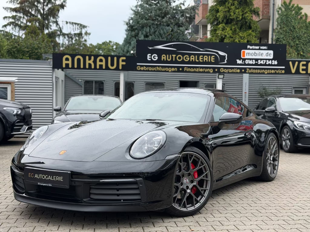 Porsche 911 992 Carrera