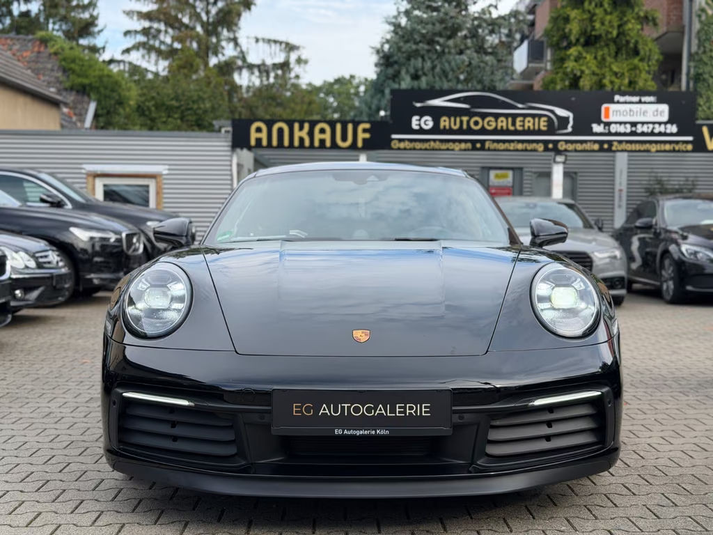 Porsche 911