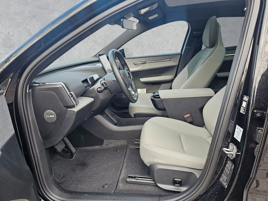 Volvo EX30