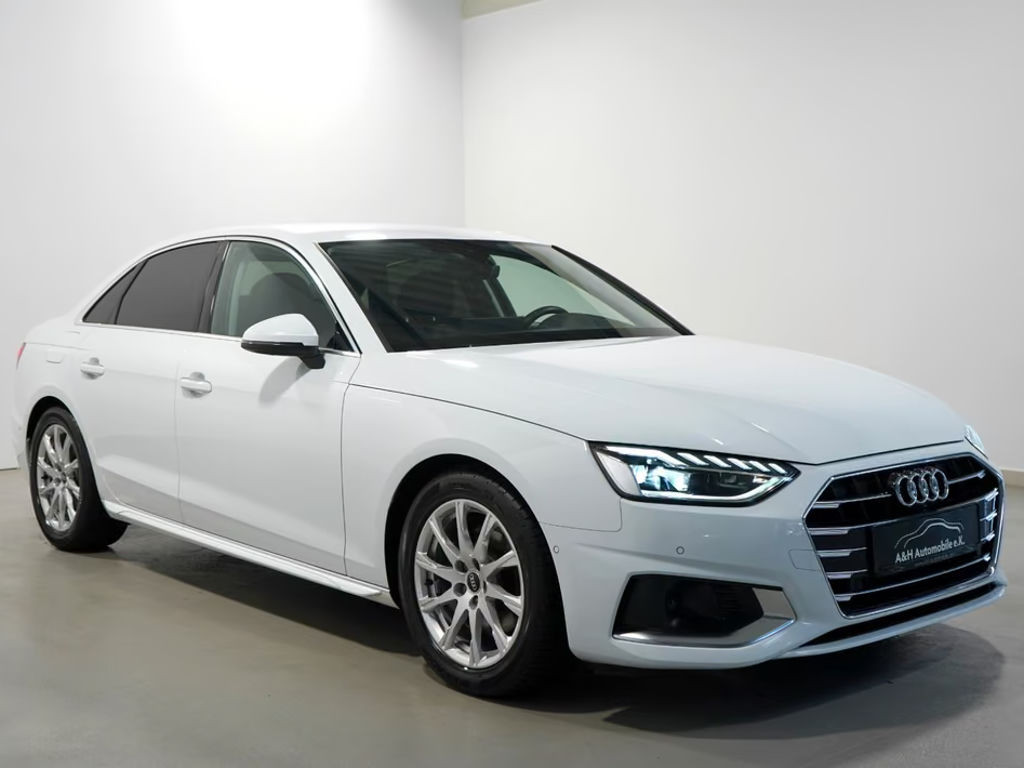 Audi A4 Sedan 2.0 TDI