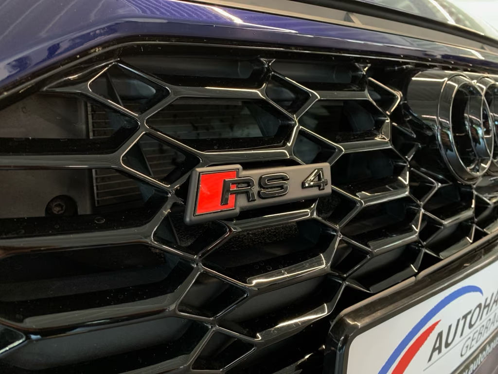 Audi RS4