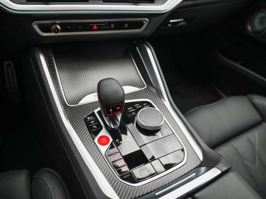 BMW XM