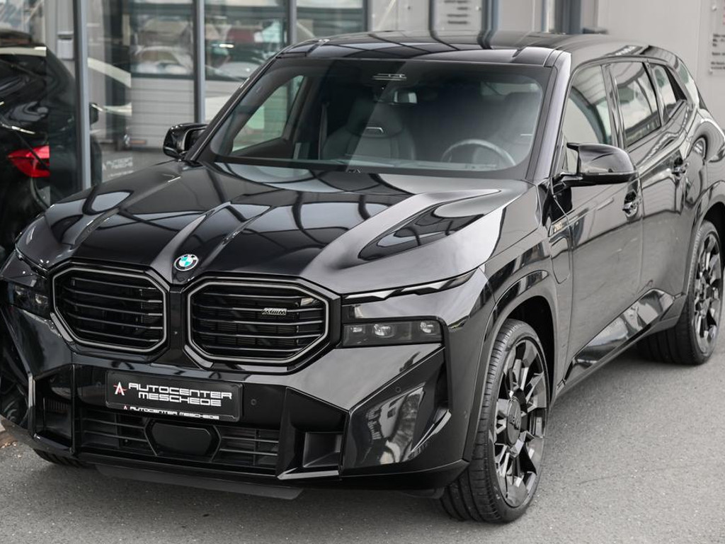 BMW XM