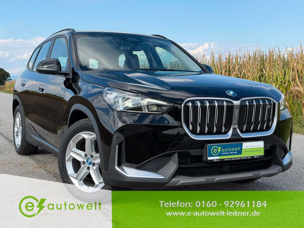 BMW iX1 xDrive30