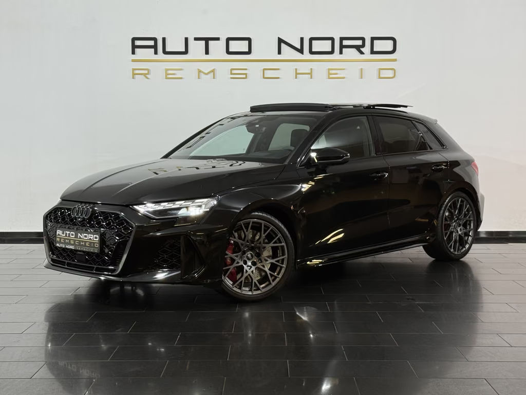 Audi RS3 Sportback Sedan
