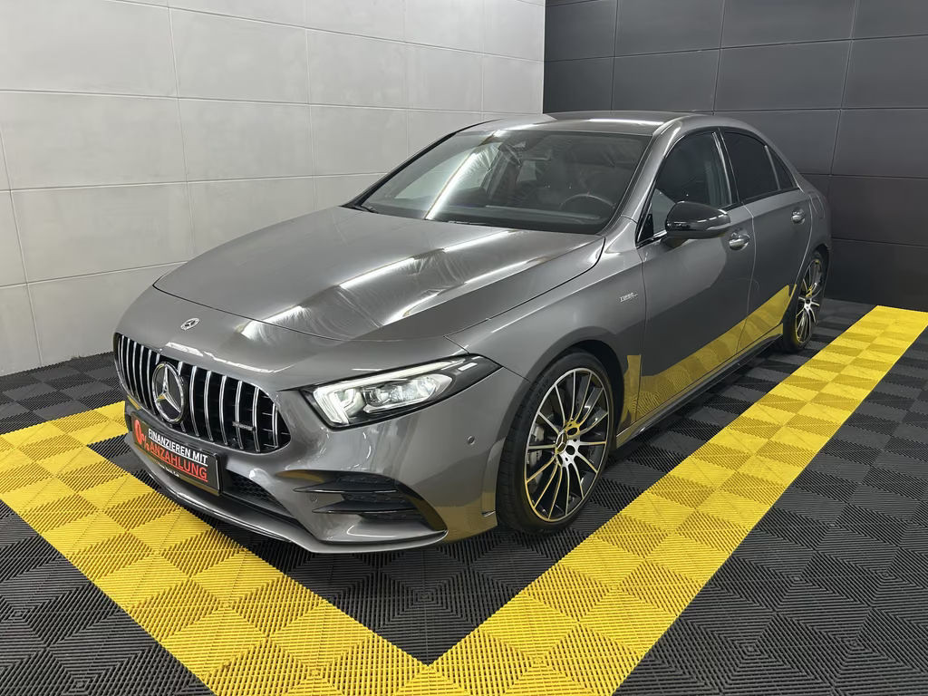 Mercedes-Benz A-Klasse AMG A 4MATIC A 35 AMG