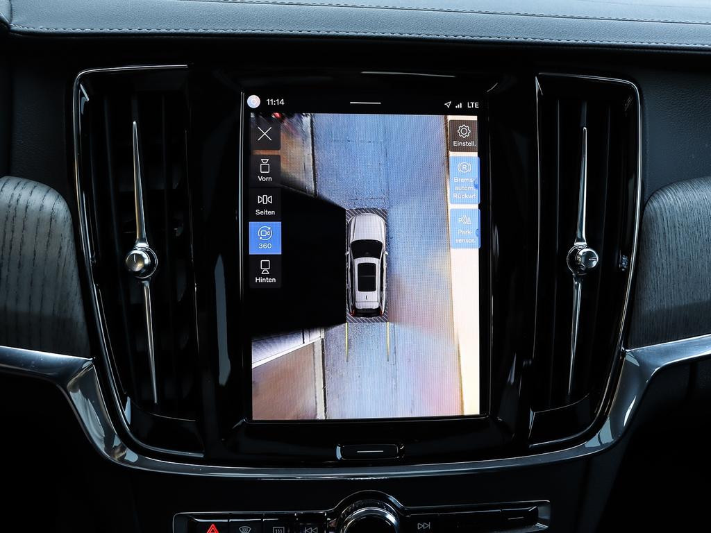 Volvo V90 Cross Country