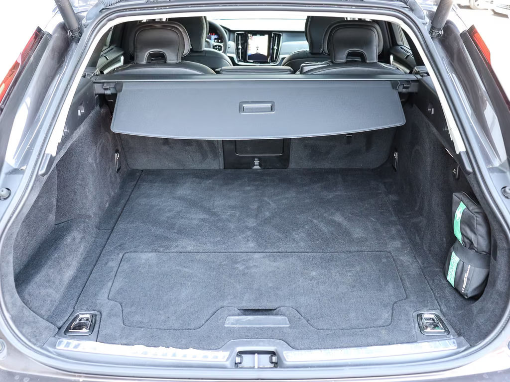 Volvo V90 Cross Country