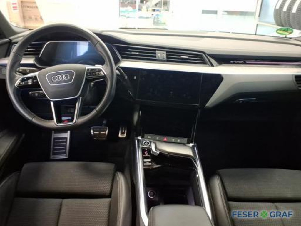 Audi Q8 e-tron