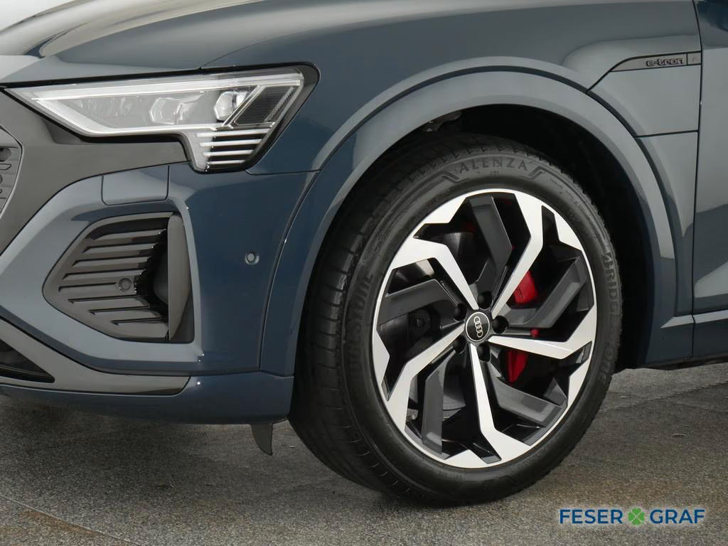 Audi Q8 e-tron