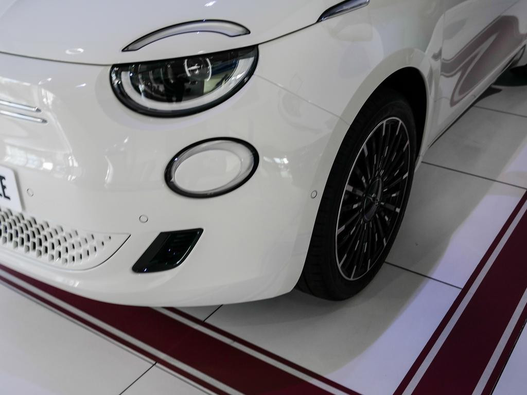 Fiat 500e