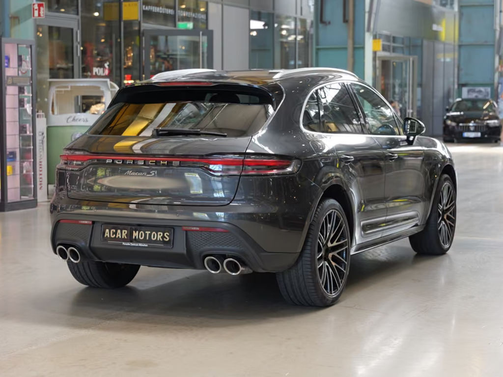 Porsche Macan