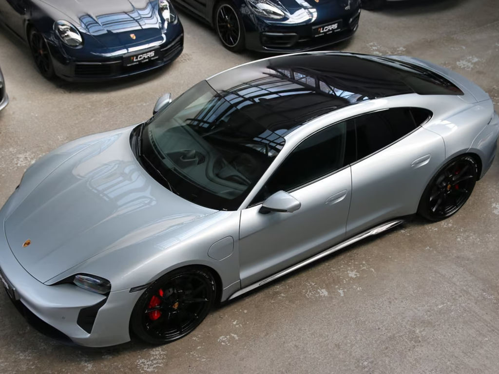 Porsche Taycan GTS