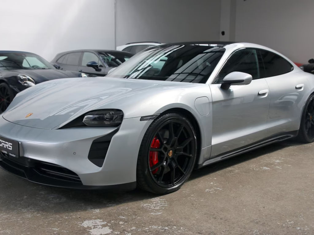 Porsche Taycan