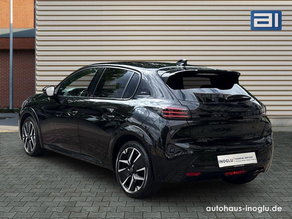Peugeot e-208