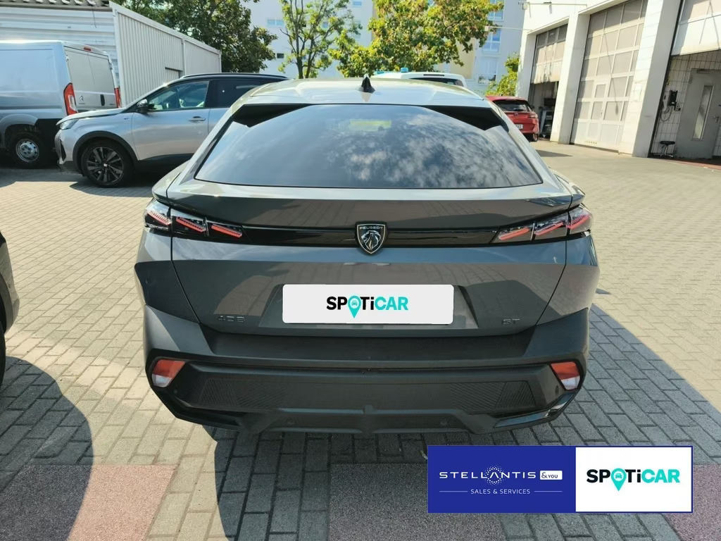 Peugeot 408
