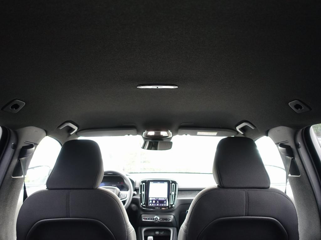 Volvo EX40