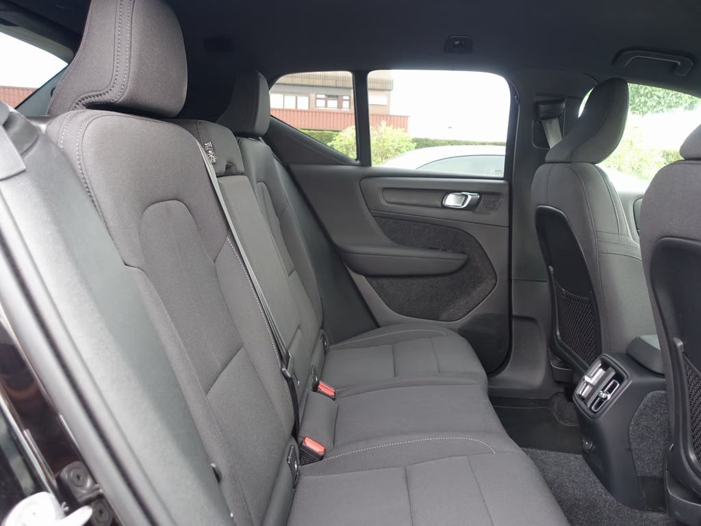 Volvo EX40