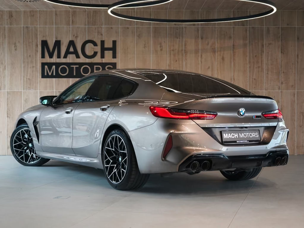 BMW M8