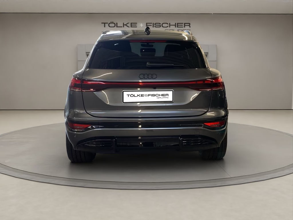 Audi Q6 e-tron S-Line Performance