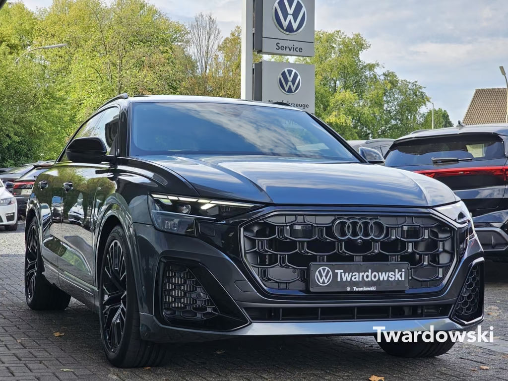 Audi Q8 S-Line