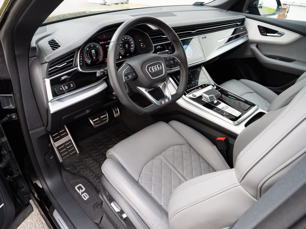 Audi Q8