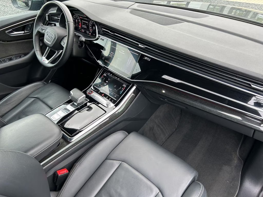 Audi SQ8