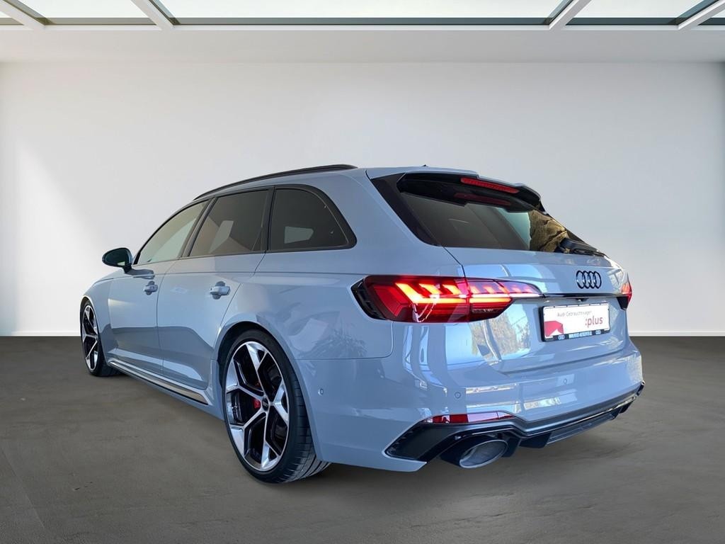 Audi RS4
