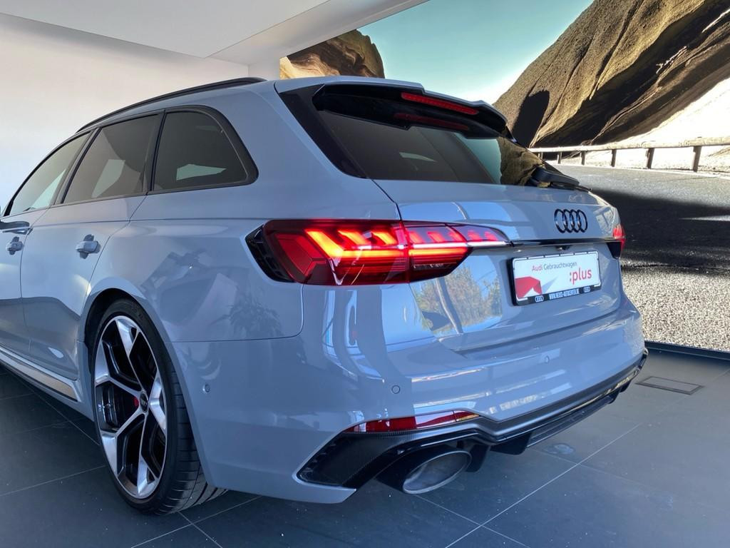 Audi RS4