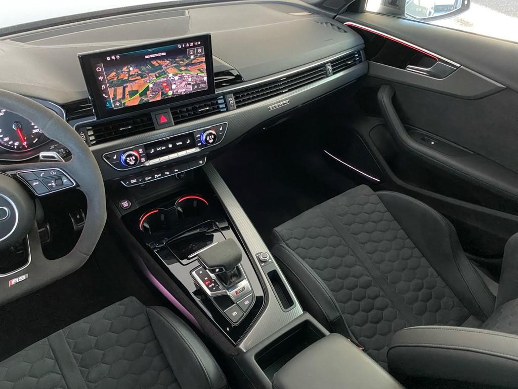 Audi RS4