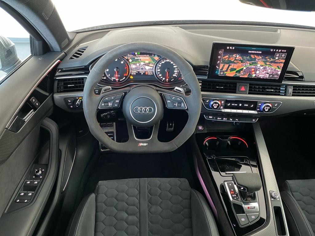 Audi RS4