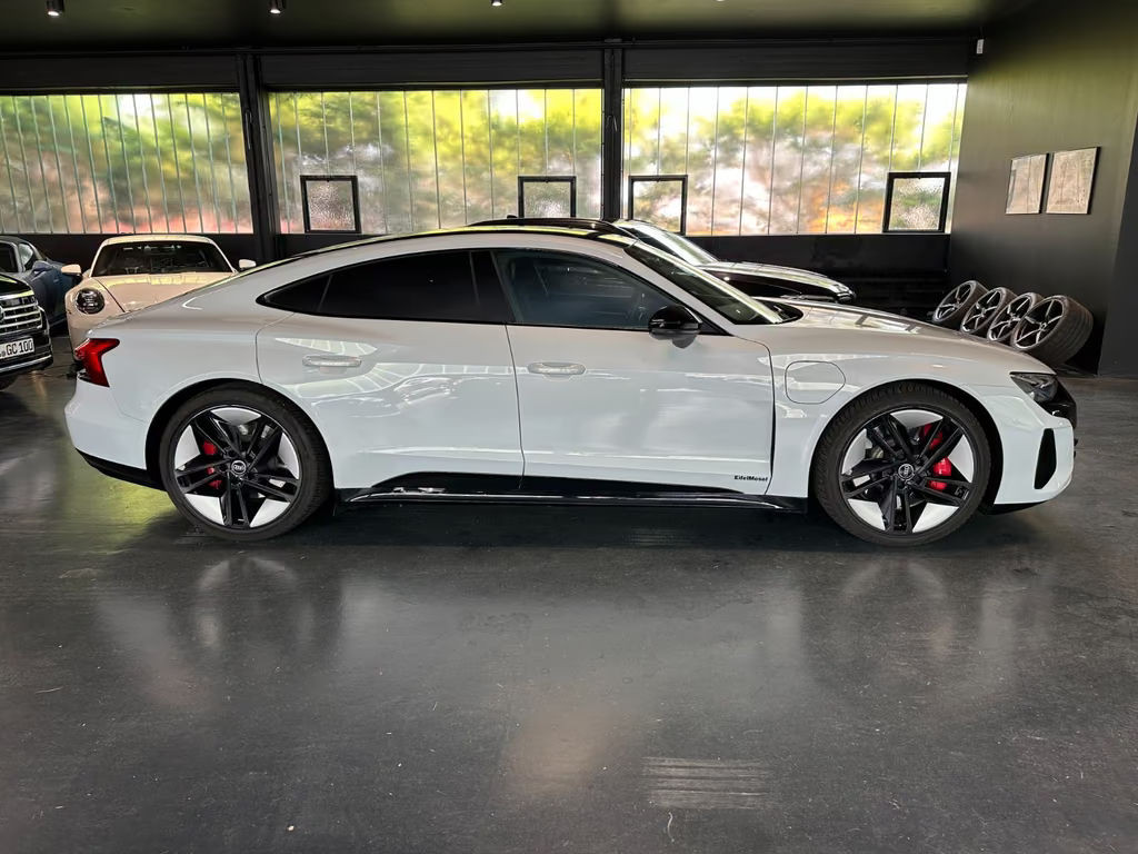 Audi RS e-tron GT