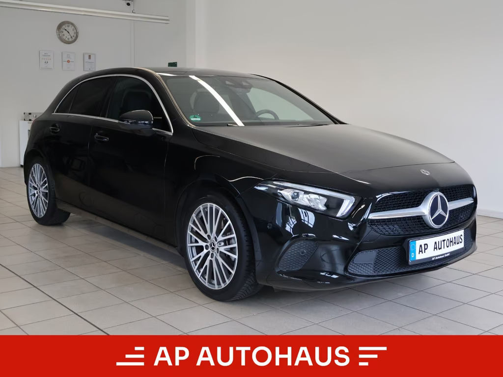 Mercedes-Benz A-Klasse A 200 LED 360 Ambiente AHK CarPlay Standheizung