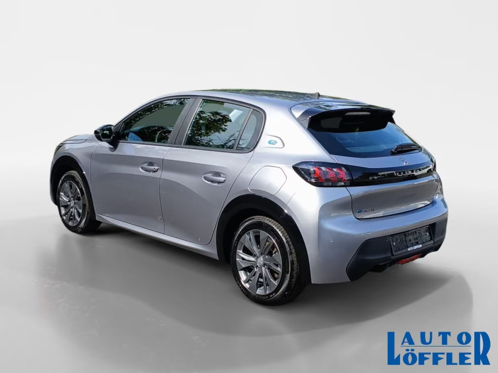Peugeot e-208