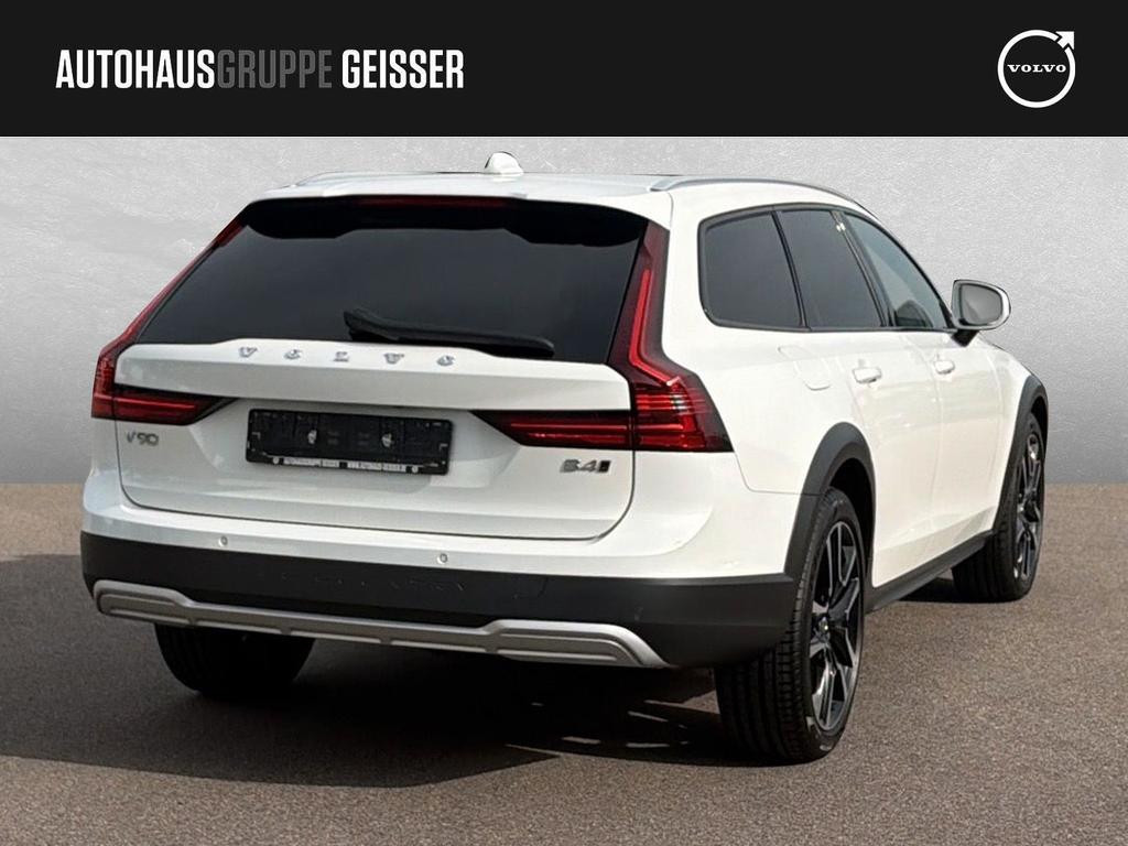 Volvo V90 Cross Country