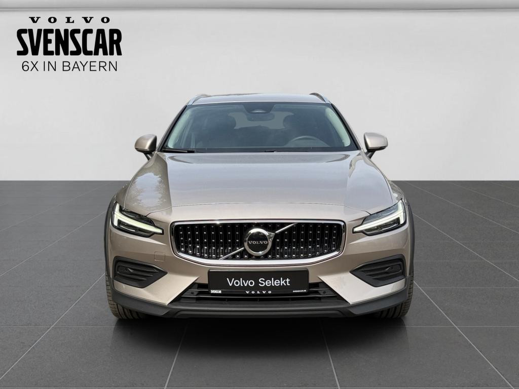 Volvo V60 Cross Country