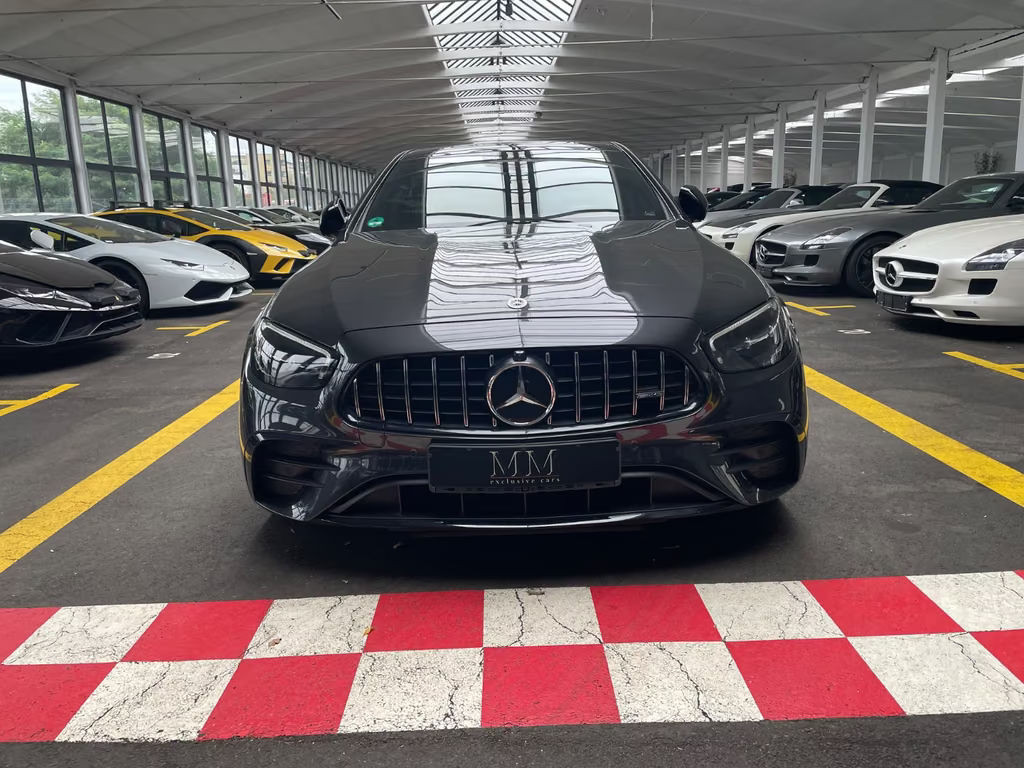 Mercedes-Benz A-Klasse AMG E Sedan 4MATIC E 53 AMG