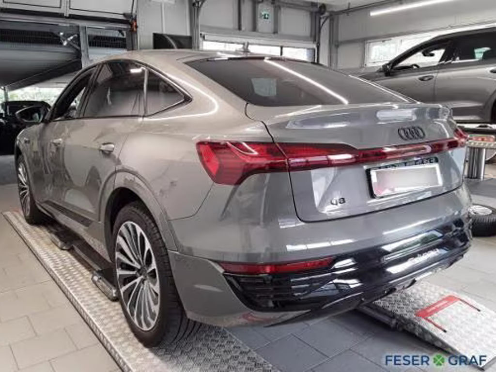 Audi Q8 e-tron